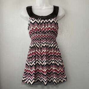 Y2K Eyeshadow Size Medium Chevron Striped Sequin Babydoll Sleeveless Top Zig Zag